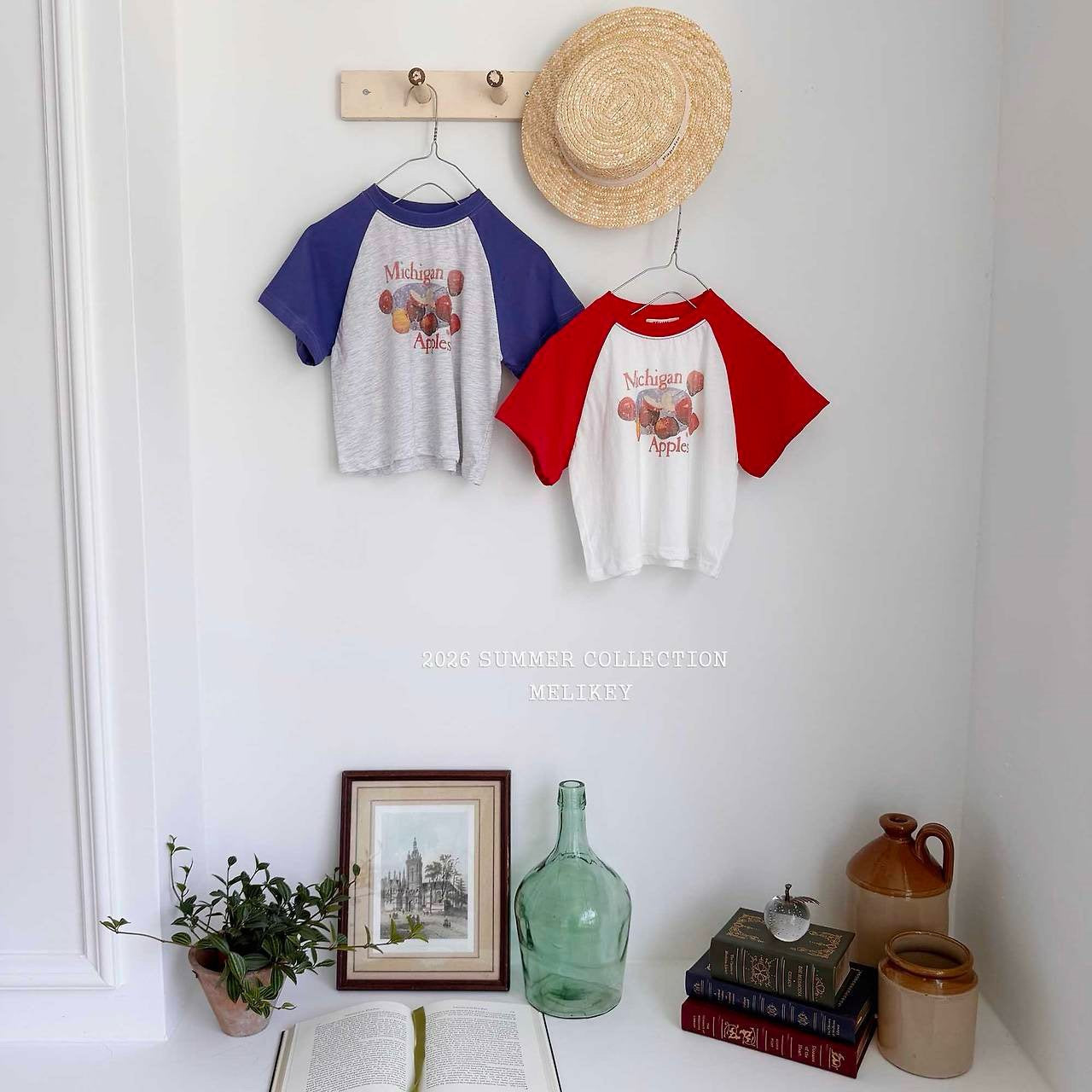 [PRE-ORDER] Apple Raglan T-Shirts