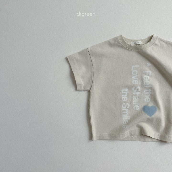 [PRE-ORDER] Love Share T-Shirts
