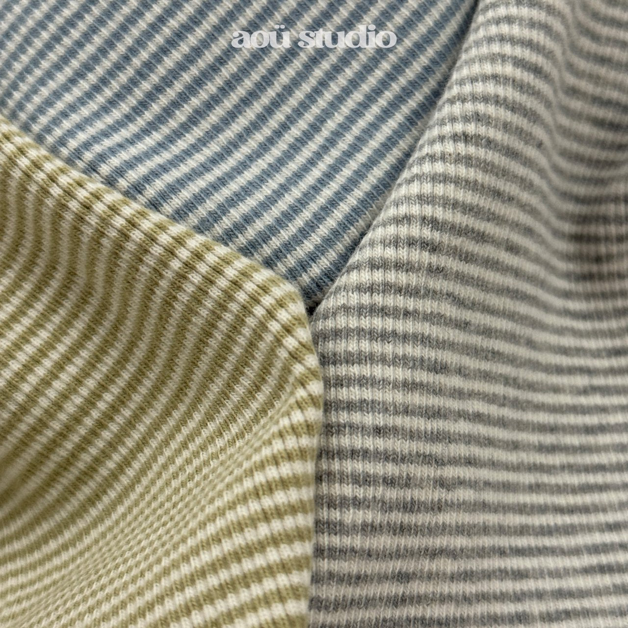 [PRE-ORDER] Joy Wavy T-Shirts