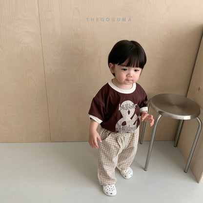 [PRE-ORDER] And Rabbit T-Shirts