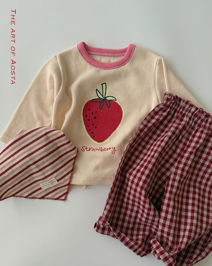 [PRE-ORDER] Strawberry T-Shirts