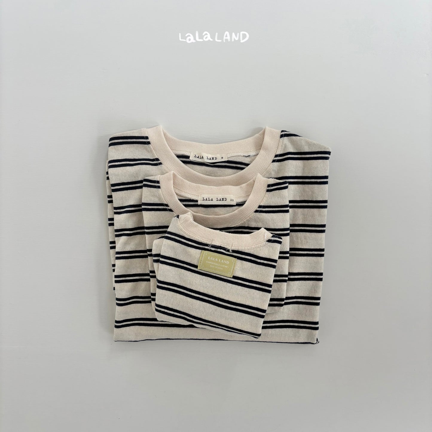 [PRE-ORDER] Saint T-Shirts (Mom&Dad Couple)