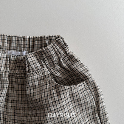 [PRE-ORDER] Day Fit Check Shorts