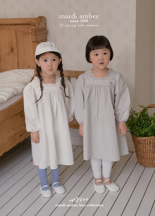 [PRE-ORDER] Droite Dress