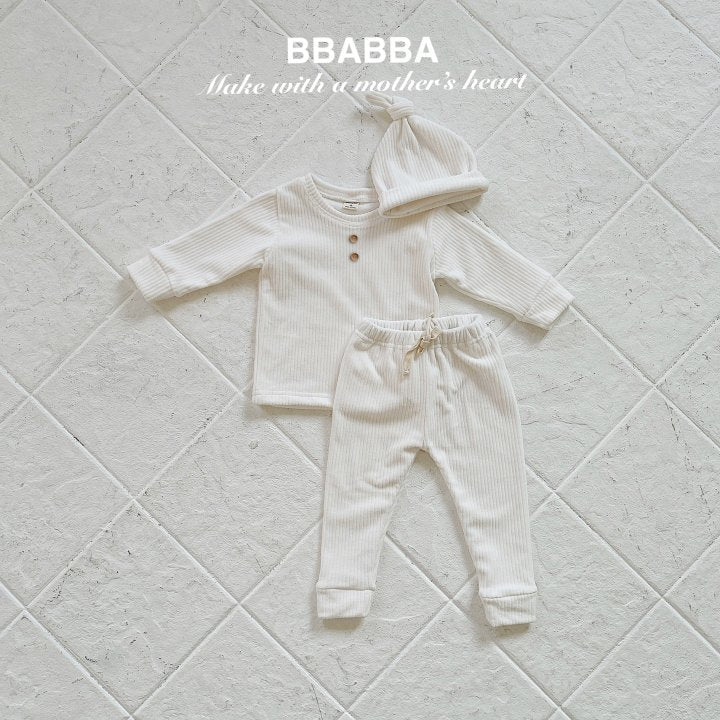 [PRE-ORDER] Cozy Ribbed Baby Set