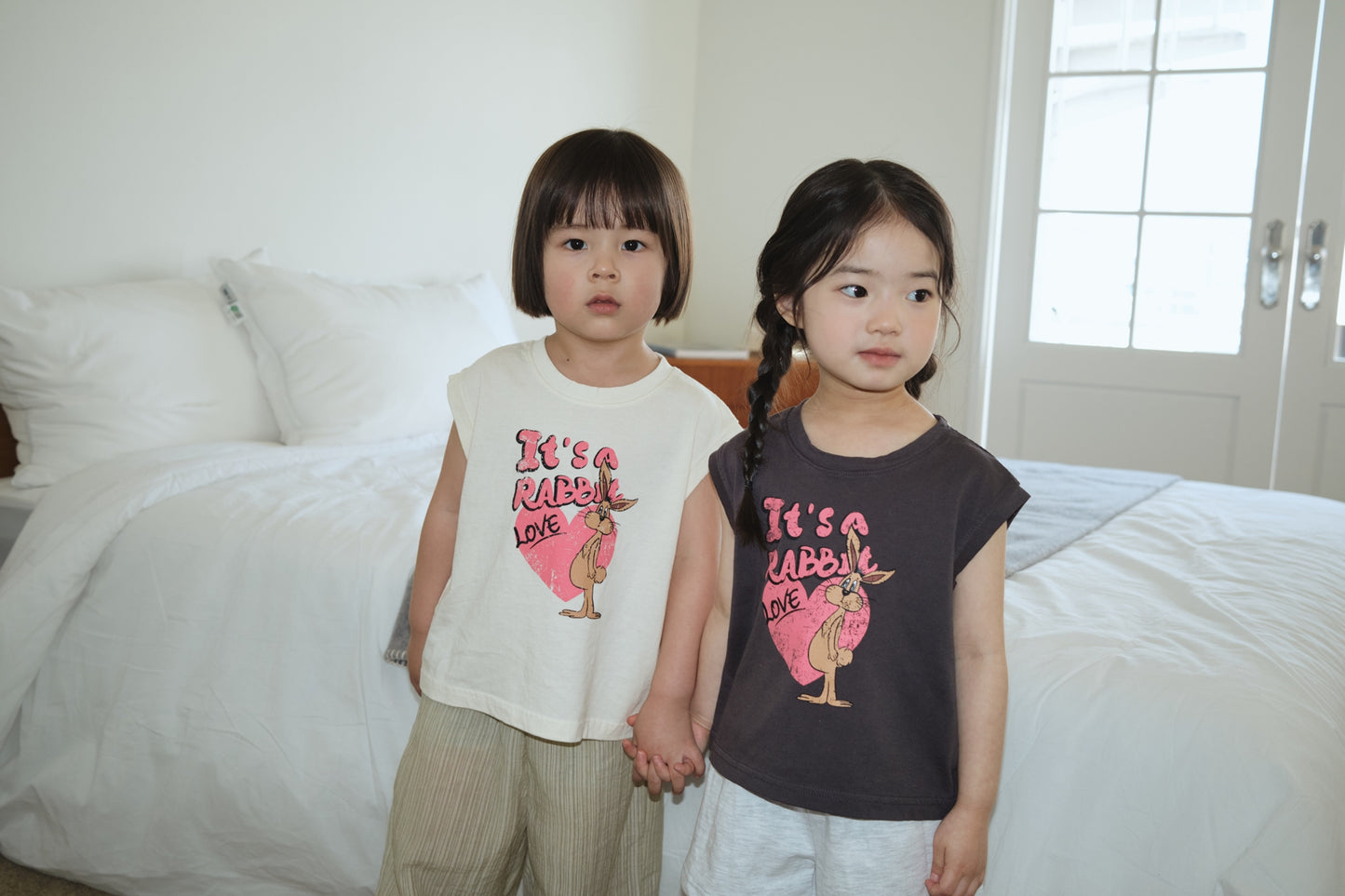 [PRE-ORDER] Love Rabbit Sleeveless T-Shirts