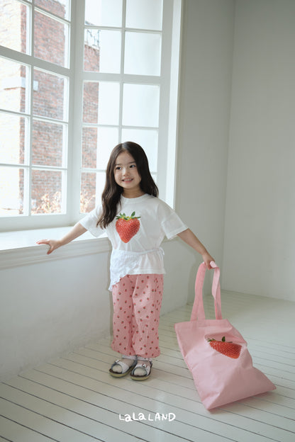 [PRE-ORDER] Berry Apple T-Shirts (Mom & Dad Couple)
