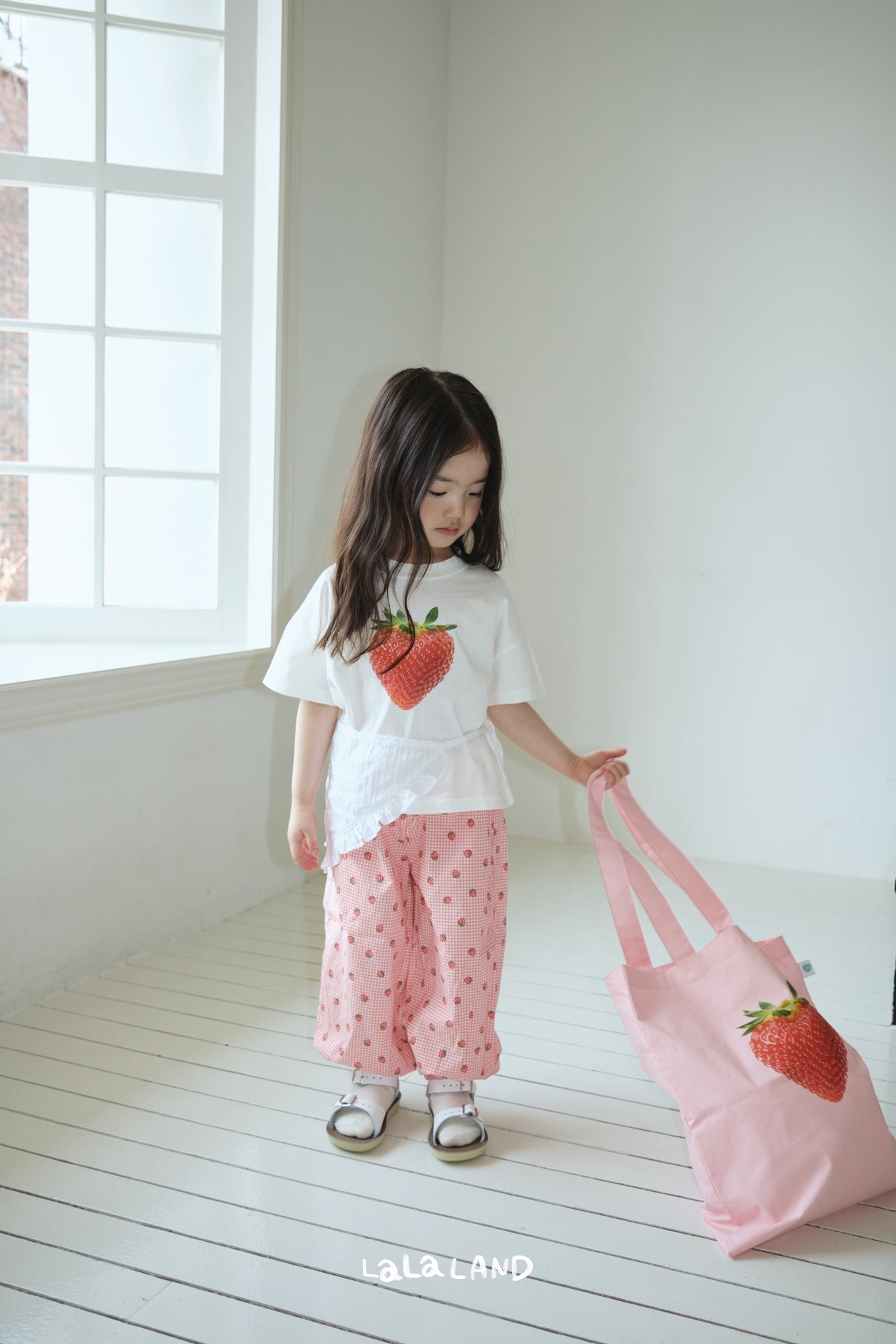 [PRE-ORDER] Berry Apple T-Shirts (Mom & Dad Couple)