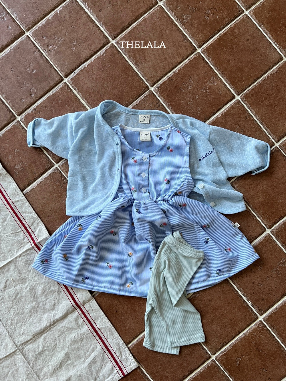 [PRE-ORDER] Rain Floral Dress