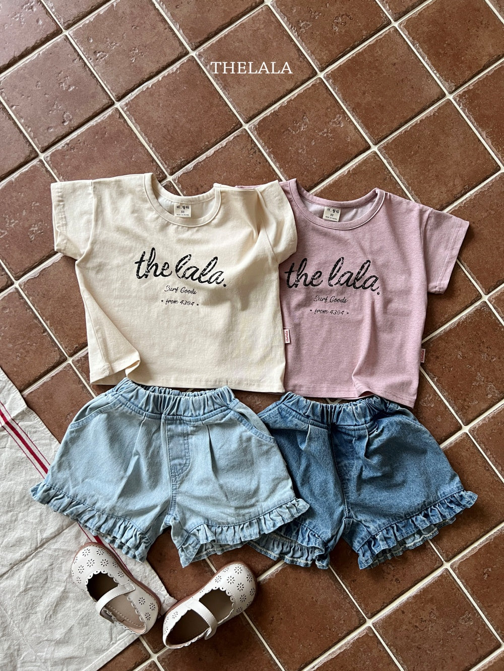 [PRE-ORDER] Lettering T-Shirts (Mom Couple)