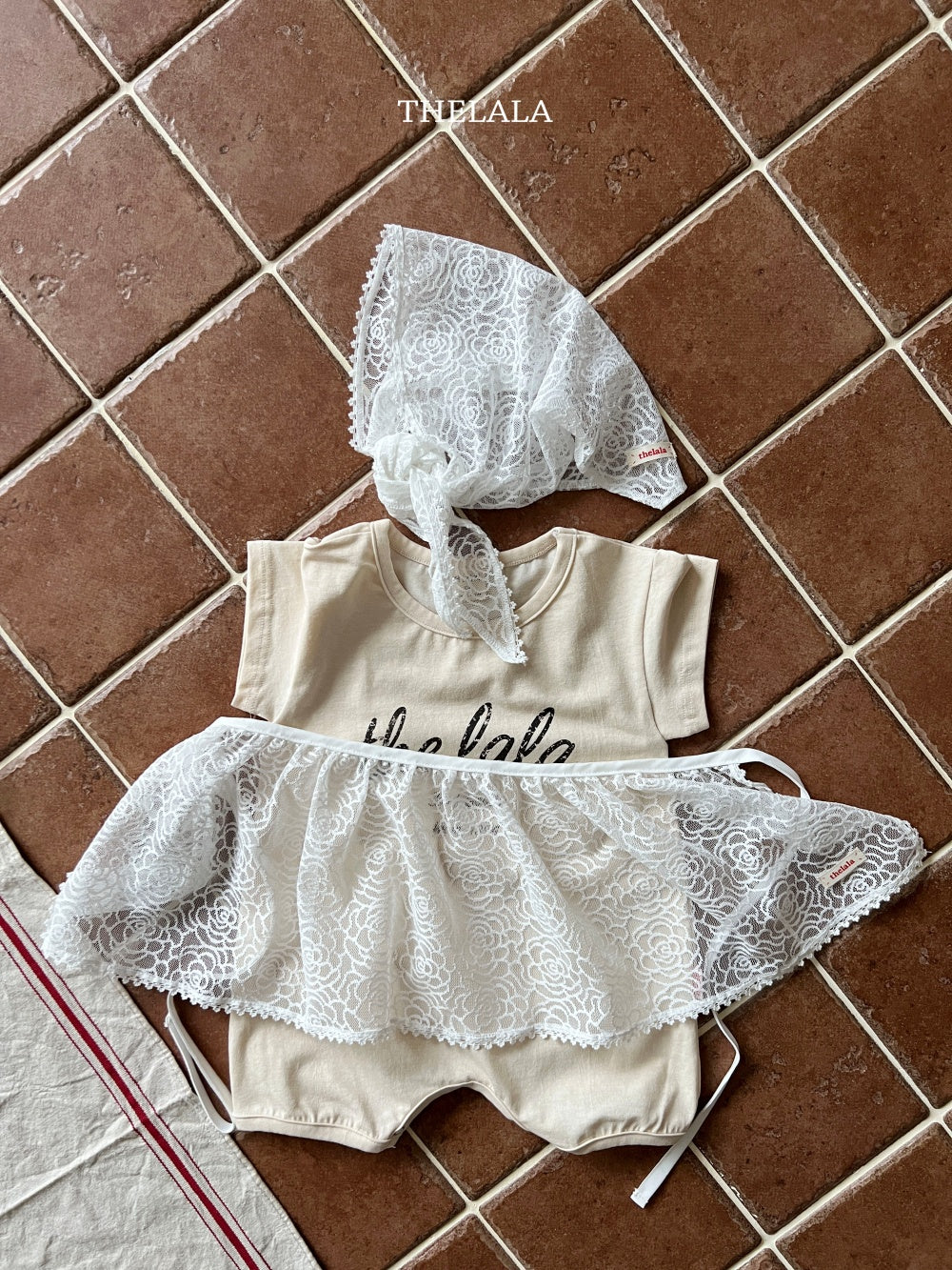 [PRE-ORDER] Heartthob Apron