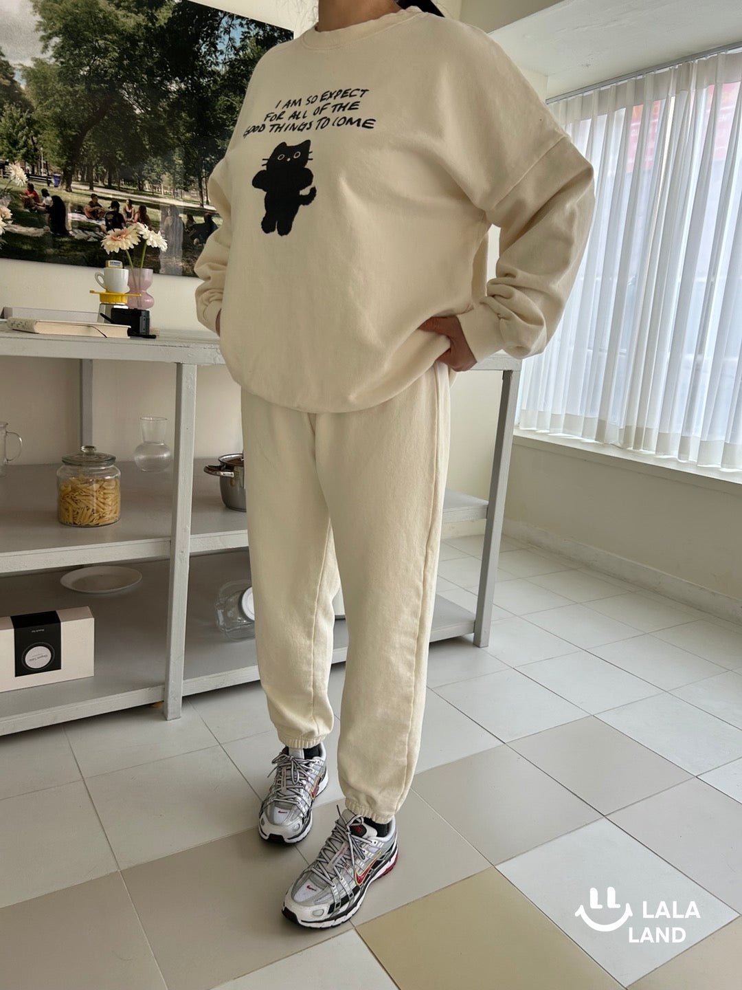 Miu Mom Sweatshirts [Cream]