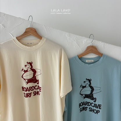 [PRE-ORDER] Surfer Bear T-Shirts (Mom Couple)