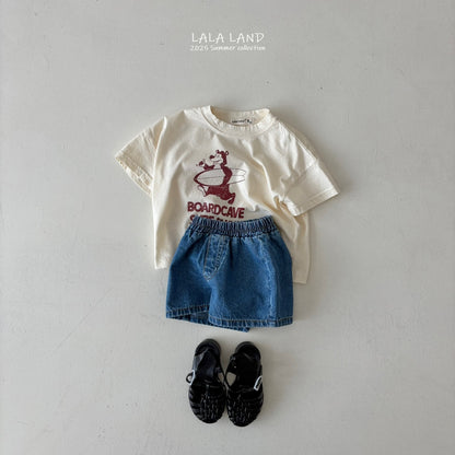 [PRE-ORDER] Surfer Bear T-Shirts (Mom Couple)