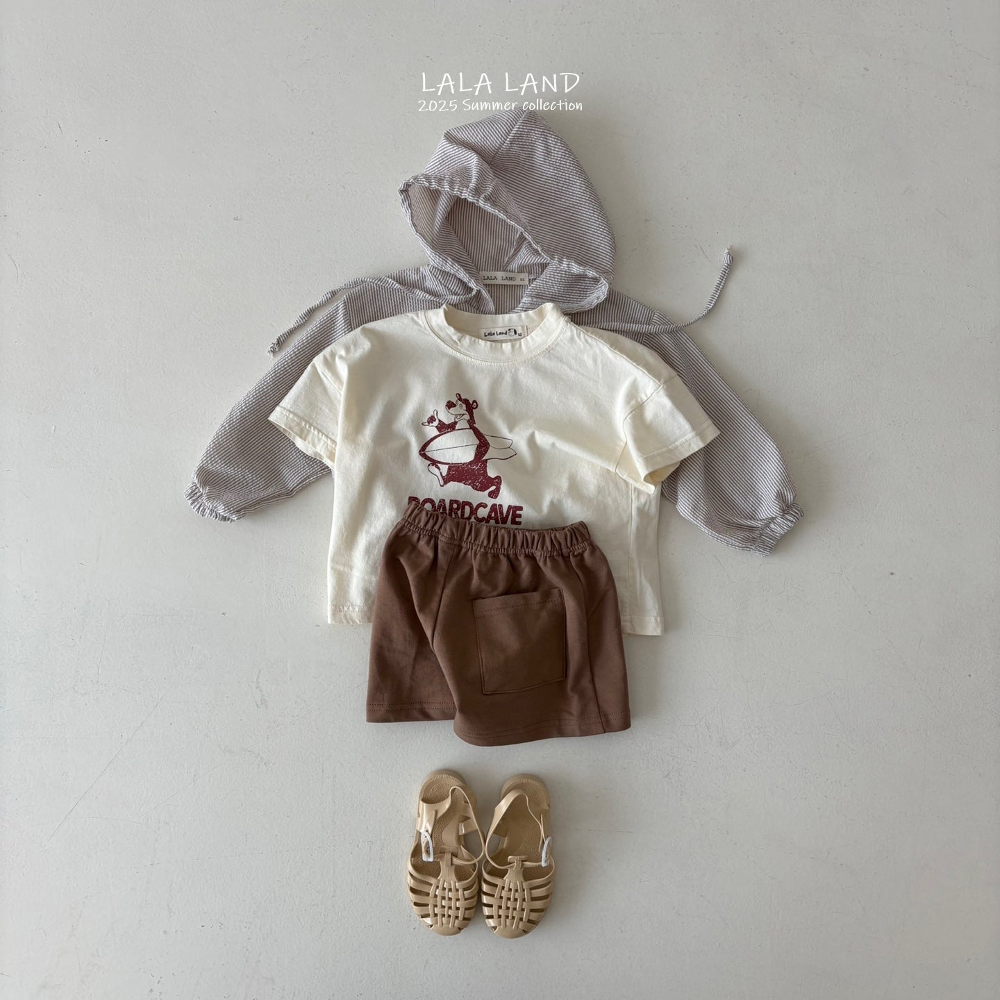 [PRE-ORDER] Surfer Bear T-Shirts (Mom Couple)