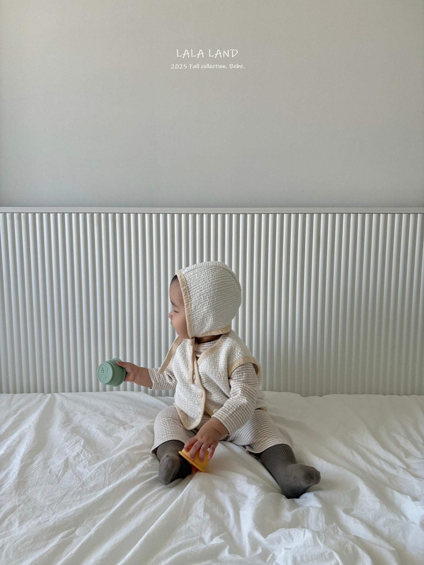 [PRE-ORDER] Cream Chees Baby Cardigan