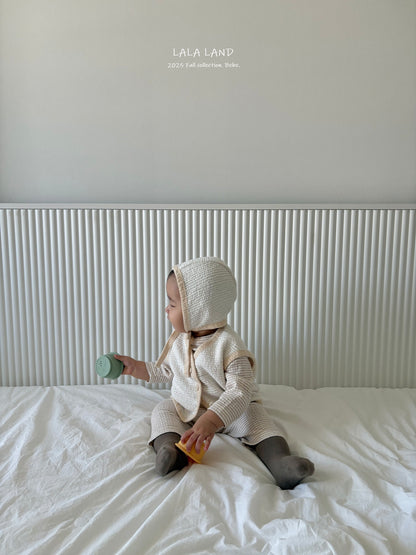 [PRE-ORDER] Cream Chees Baby Cardigan