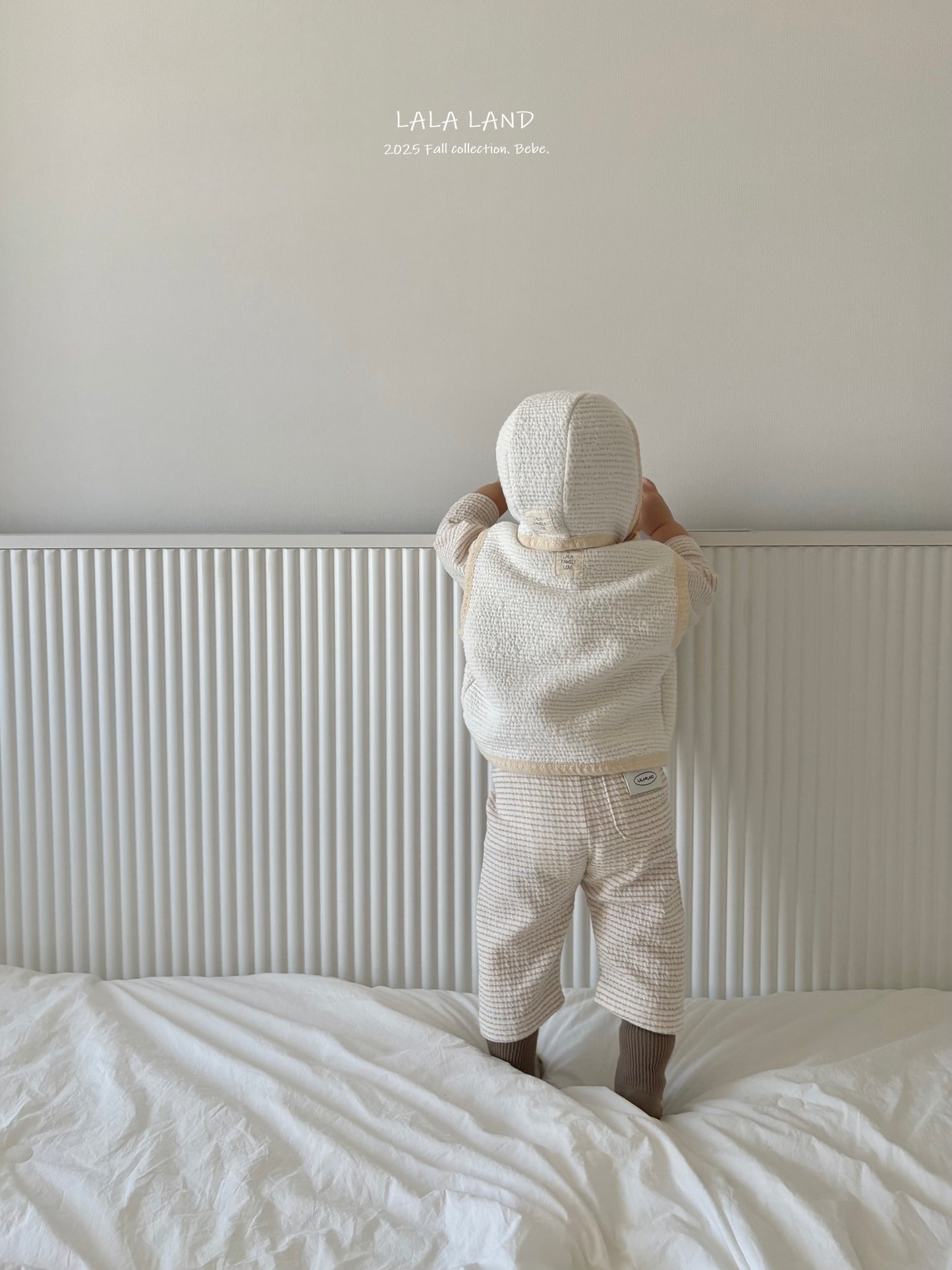 [PRE-ORDER] Cream Chees Baby Cardigan