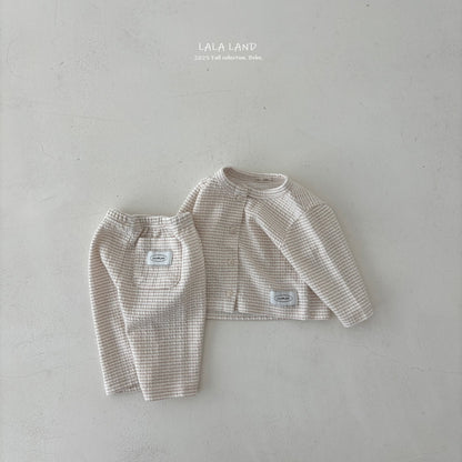 [PRE-ORDER] Cream Chees Baby Cardigan