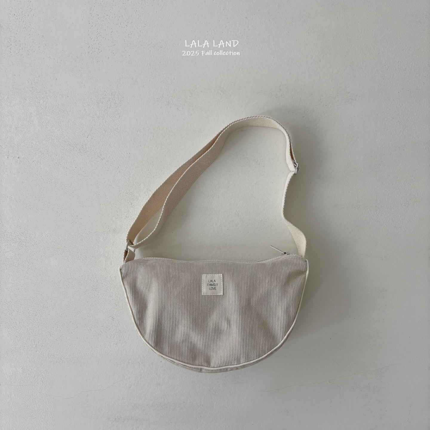 [PRE-ORDER] Half Cross Bag