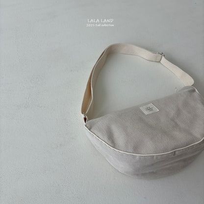 [PRE-ORDER] Half Cross Bag