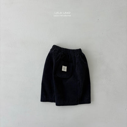 [PRE-ORDER] Corduroy Bermuda Pants