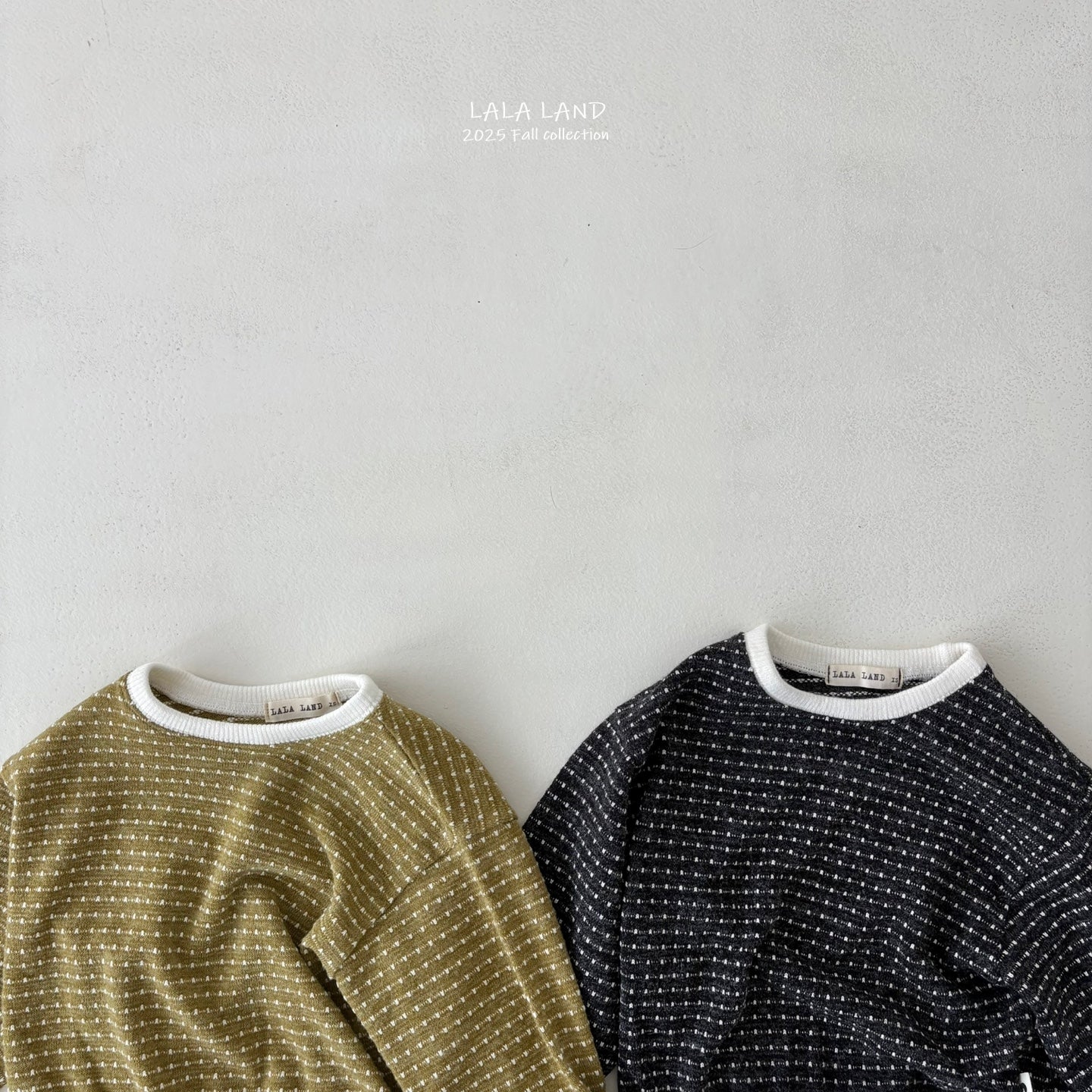 [PRE-ORDER] Dot Dot Knit Sweatshirts
