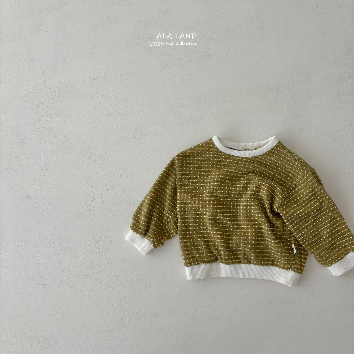 [PRE-ORDER] Dot Dot Knit Sweatshirts