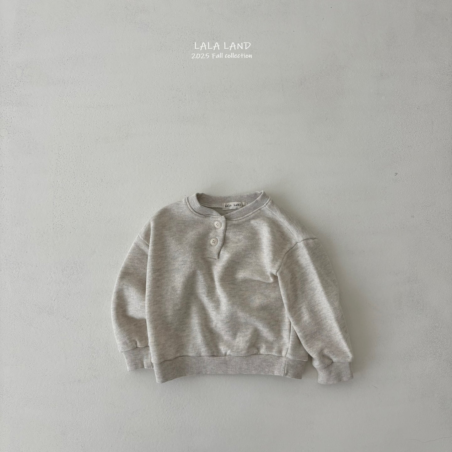 [PRE-ORDER] Button Sweatshirts