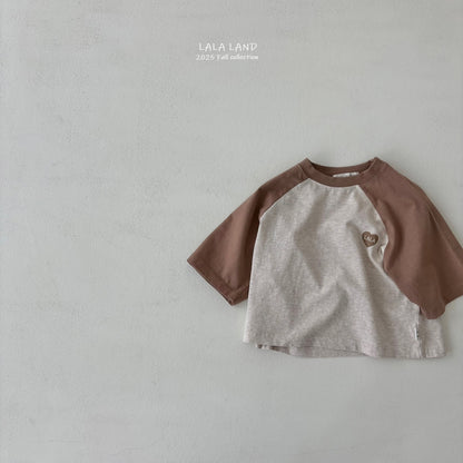 [PRE-ORDER] Heart Raglan T-Shirts
