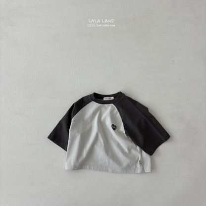[PRE-ORDER] Heart Raglan T-Shirts