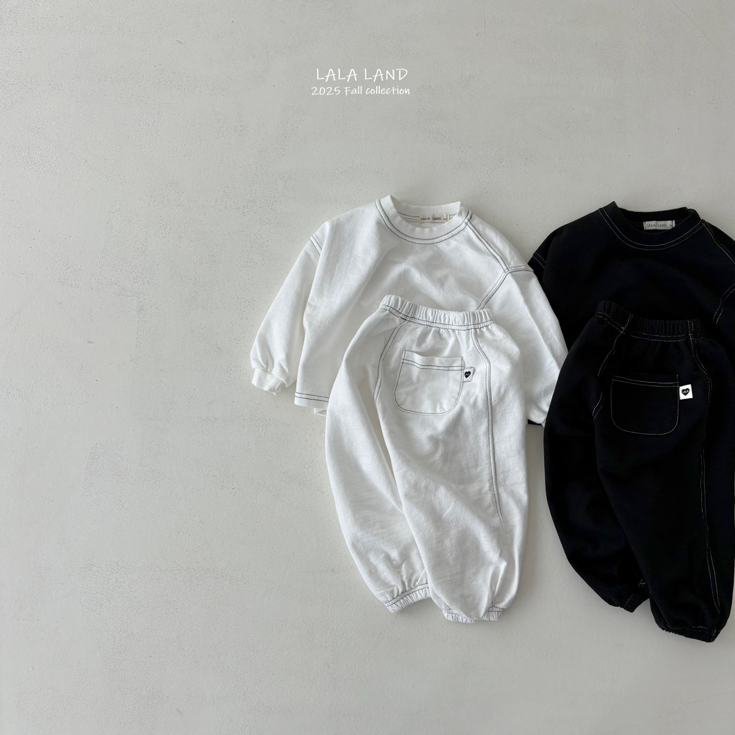 [PRE-ORDER] White&Black Sweatshirts