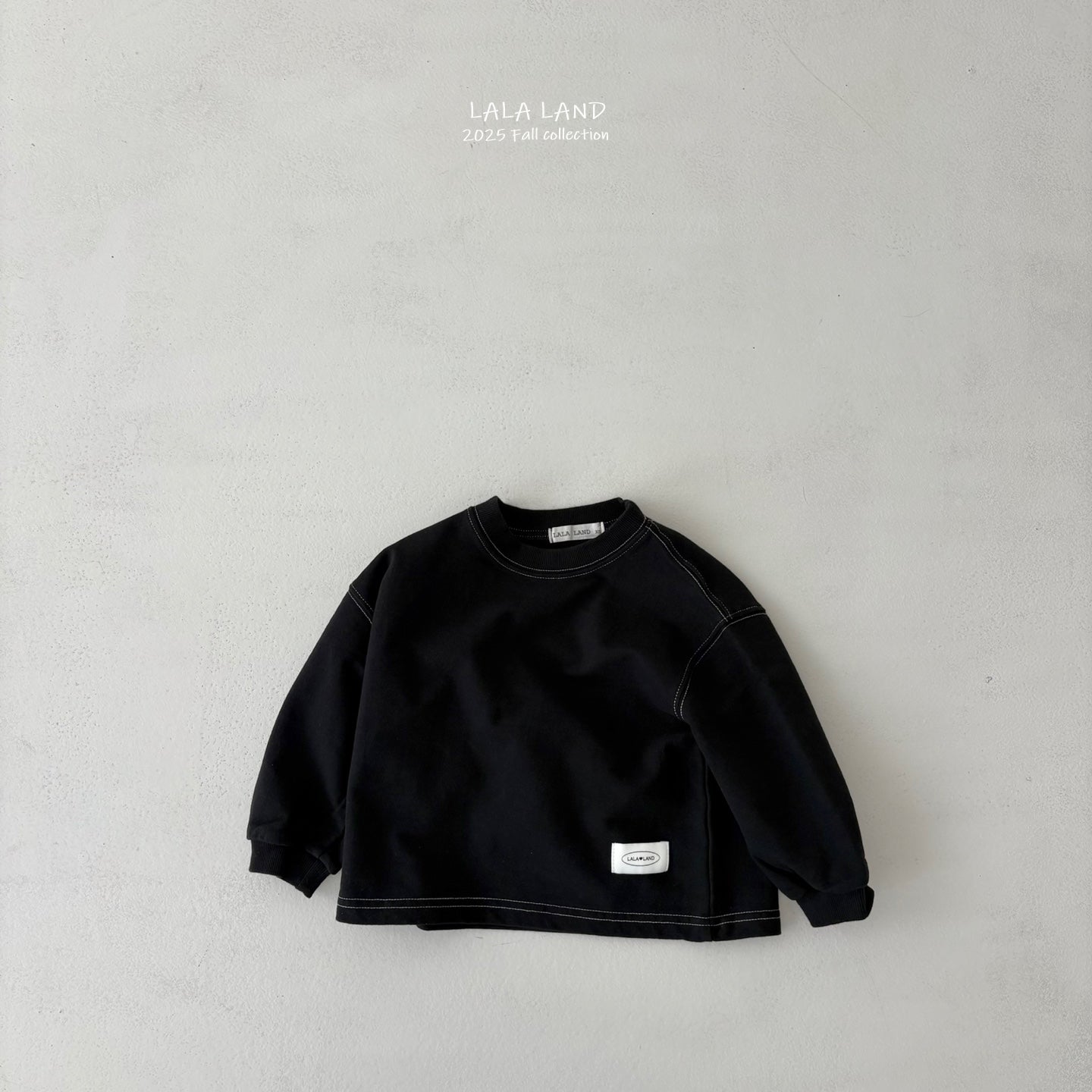 [PRE-ORDER] White&Black Sweatshirts