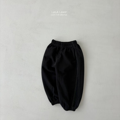 [PRE-ORDER] Black&White Jogger Pants