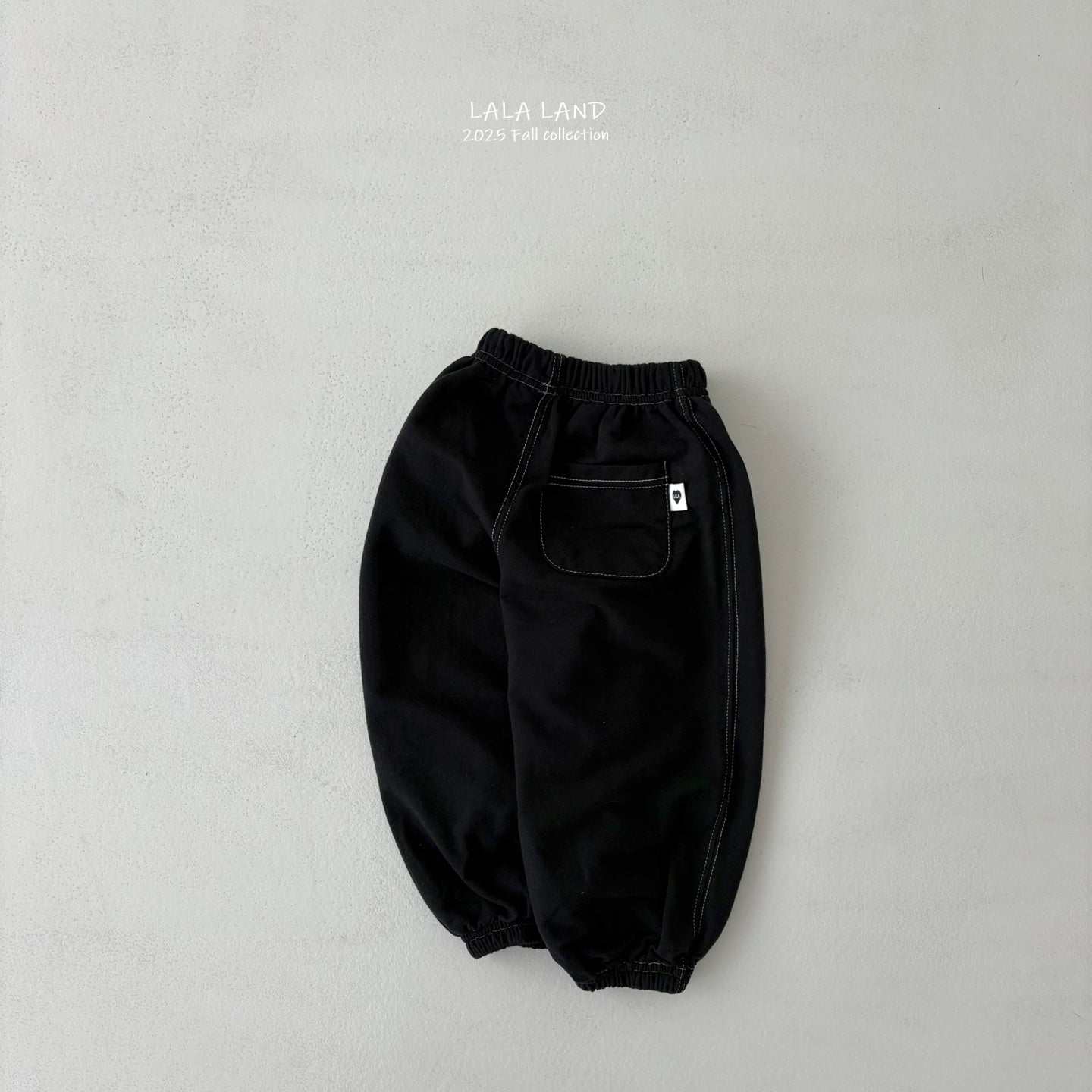 [PRE-ORDER] Black&White Jogger Pants