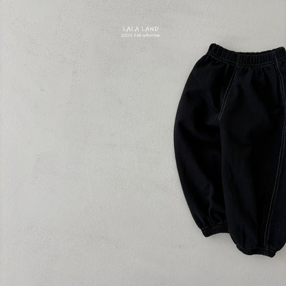 [PRE-ORDER] Black&White Jogger Pants