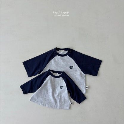[PRE-ORDER] Heart Raglan T-Shirts
