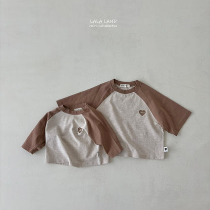 [PRE-ORDER] Heart Raglan T-Shirts