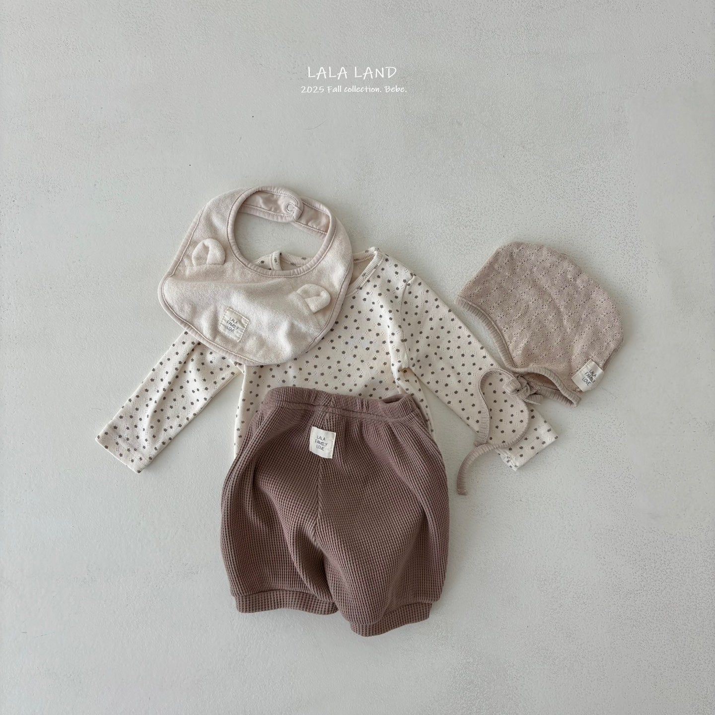 [PRE-ORDER] Bear Bib