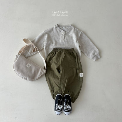 [PRE-ORDER] Button Sweatshirts