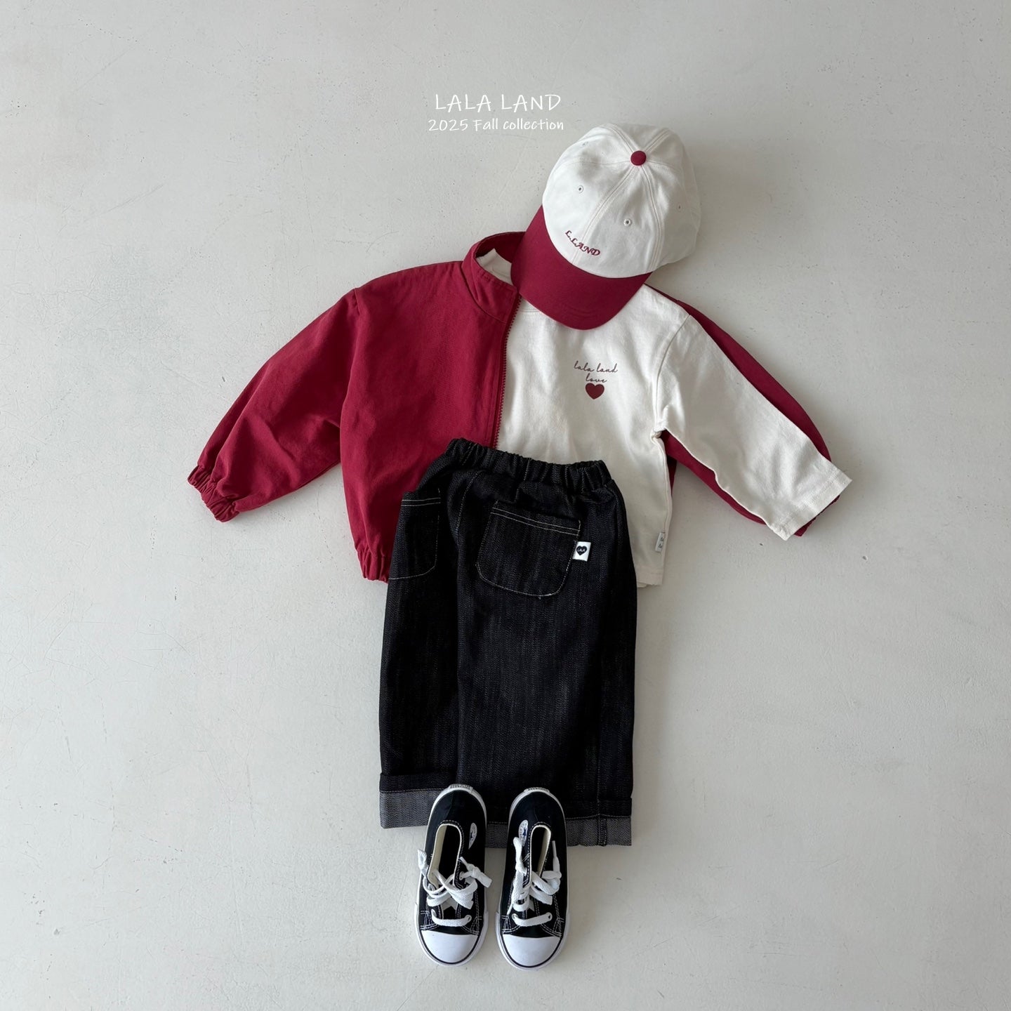 [PRE-ORDER] Basic Logo T-Shirts