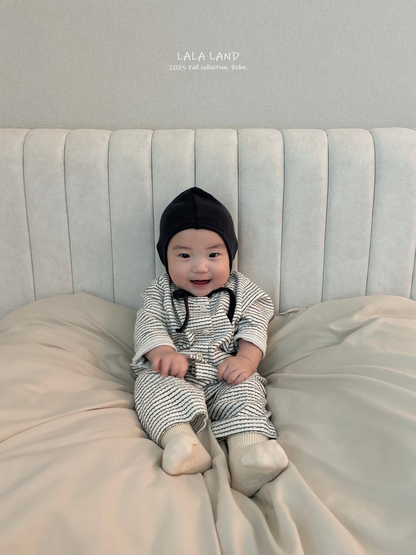 [PRE-ORDER] Cream Chees Baby Cardigan