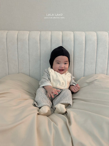[PRE-ORDER] Bear Bib