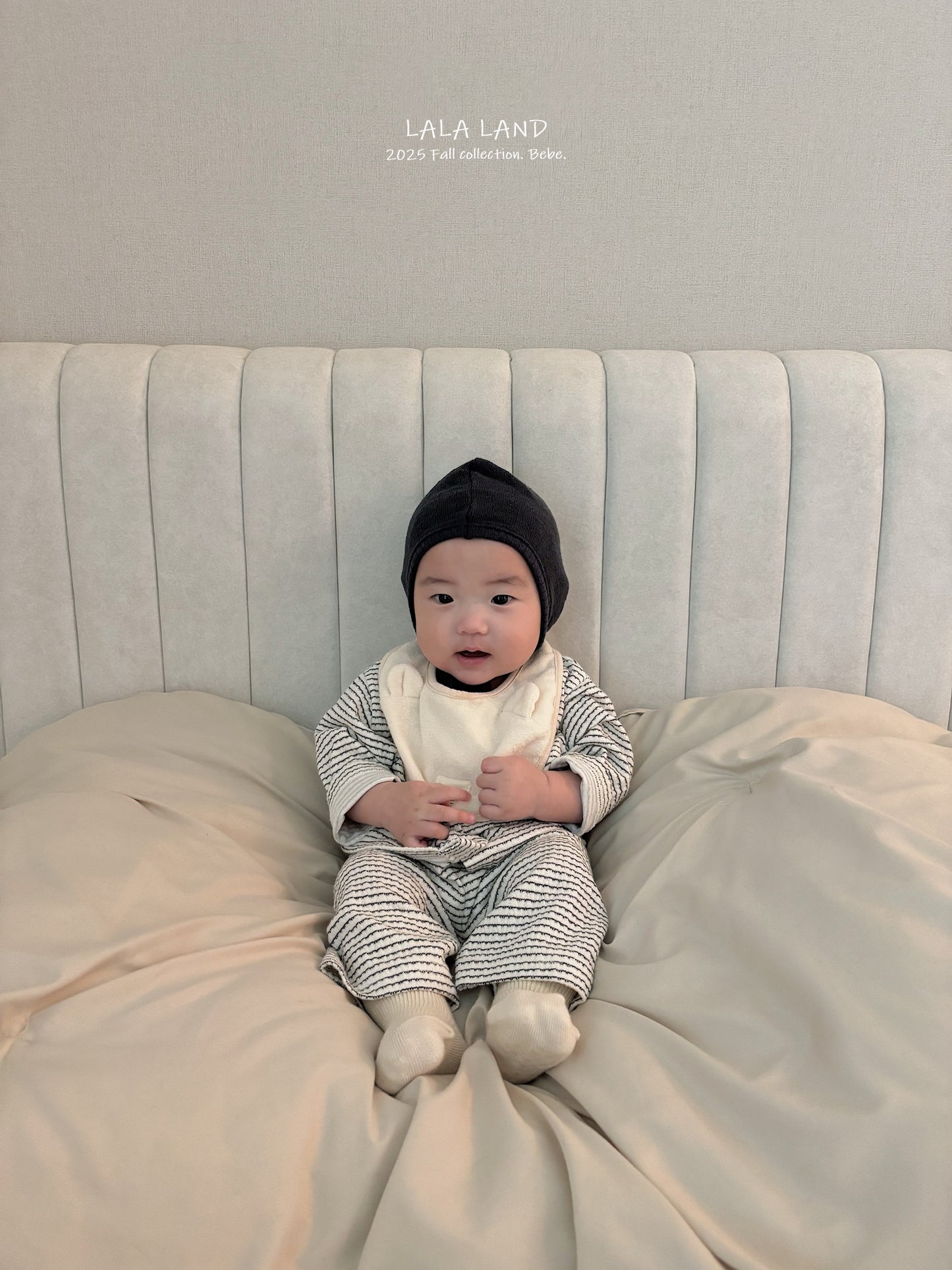 [PRE-ORDER] Cream Chees Baby Cardigan