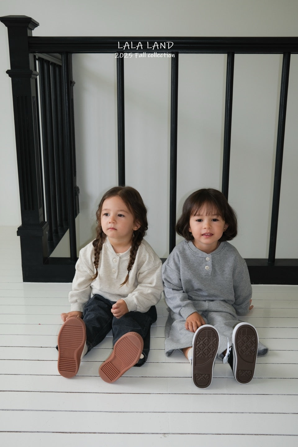 [PRE-ORDER] Button Sweatshirts