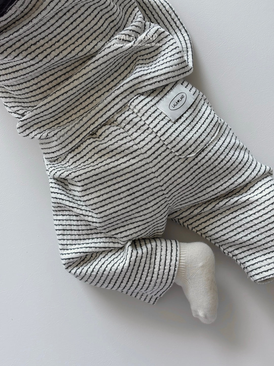 [PRE-ORDER] Cream Chees Baby Cardigan