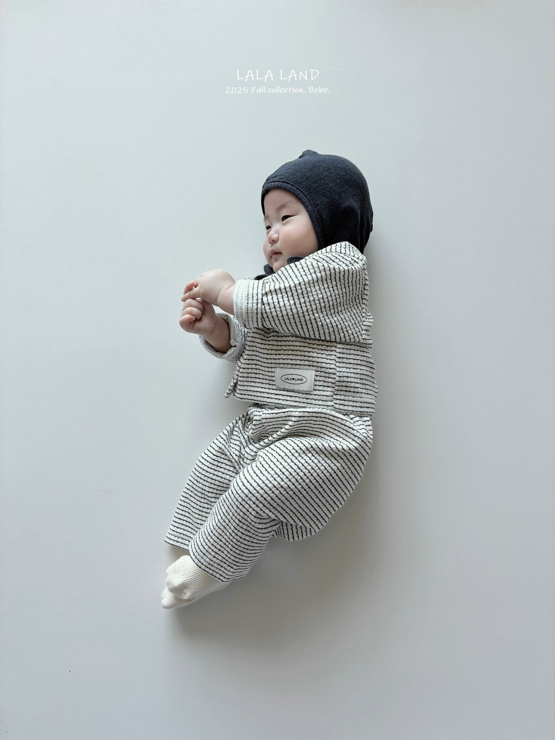 [PRE-ORDER] Cream Chees Baby Cardigan