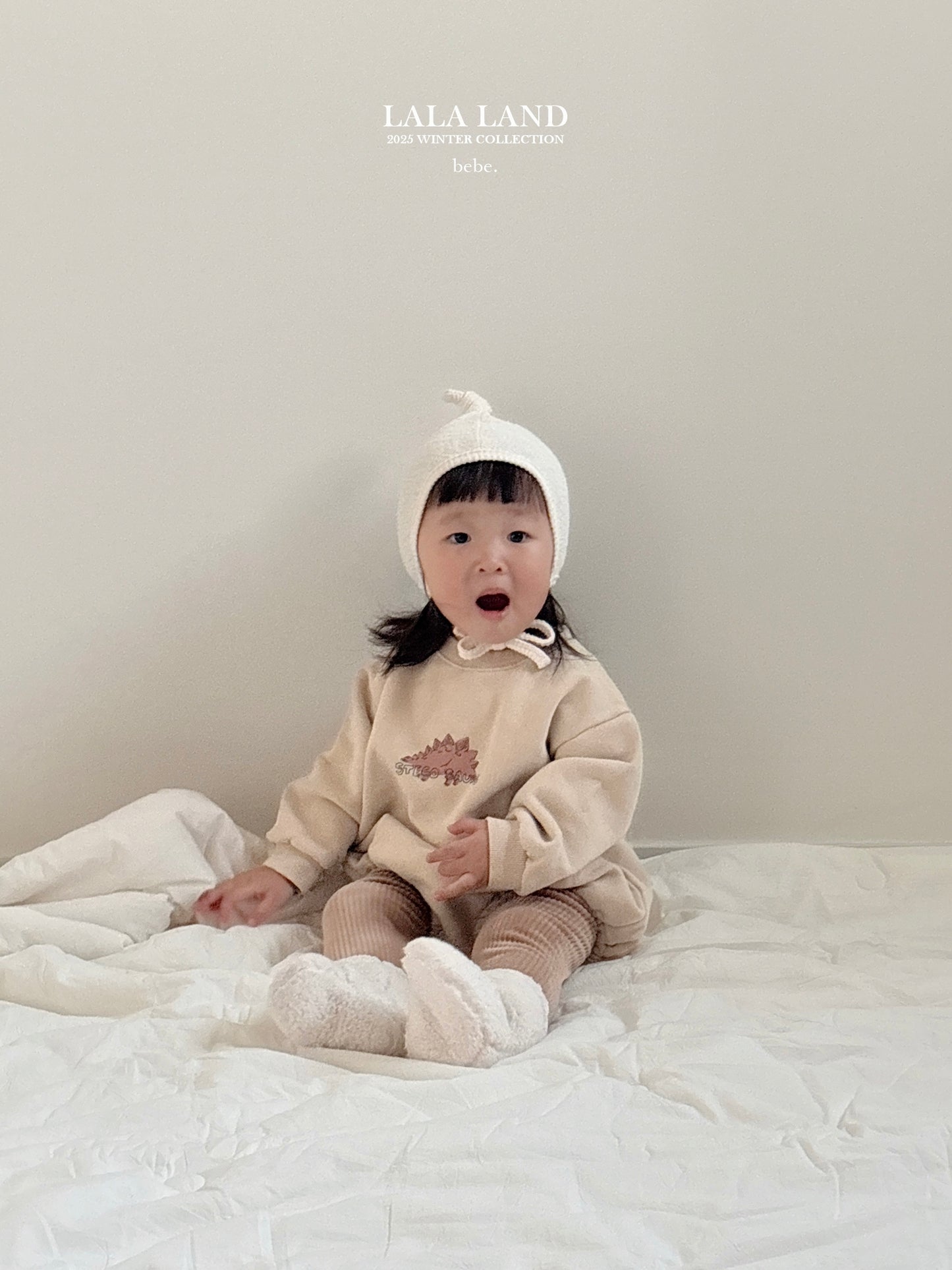 [PRE-ORDER] Winter Dino Body Suit