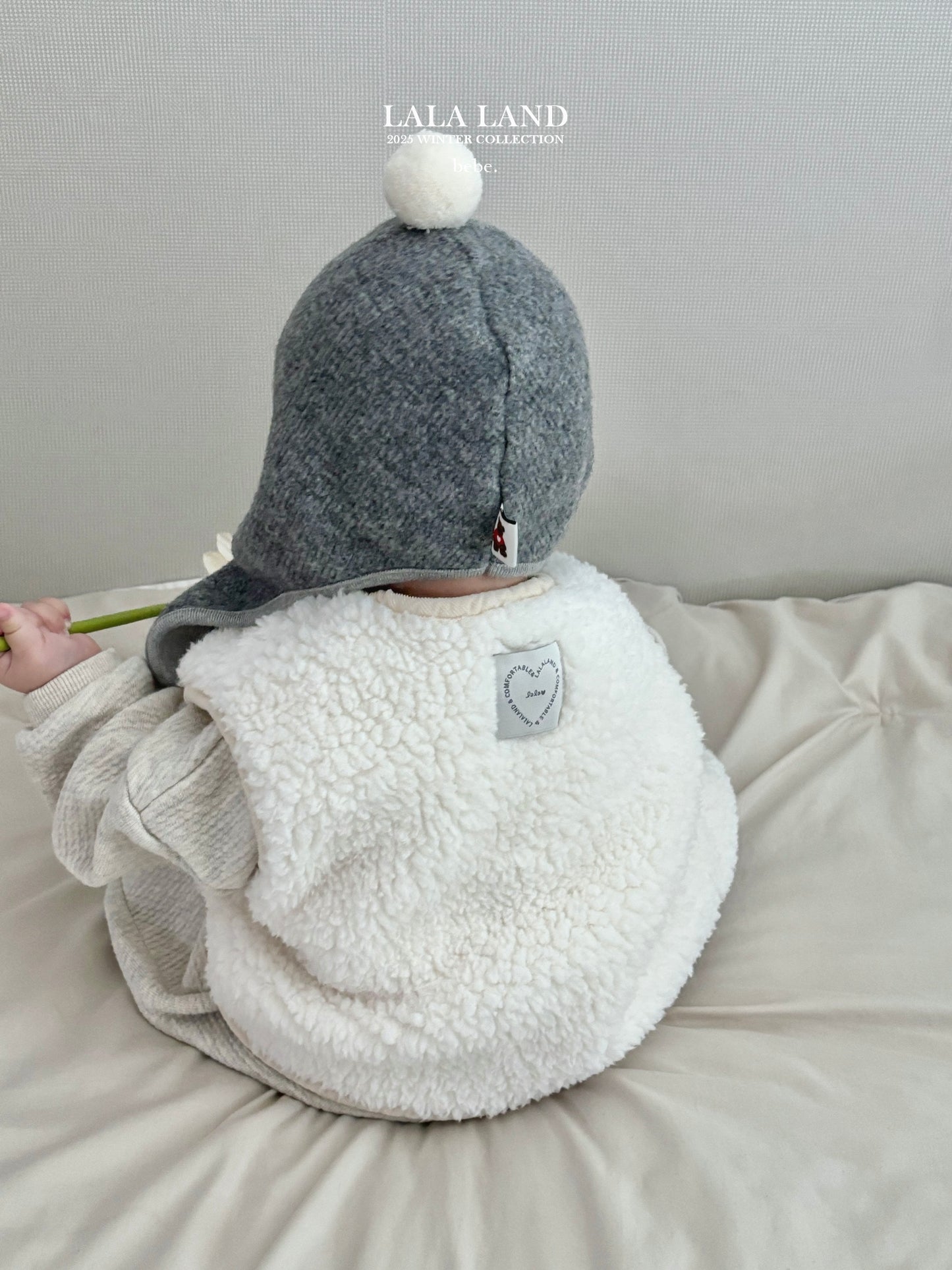[PRE-ORDER] Pom Pom Bonnet