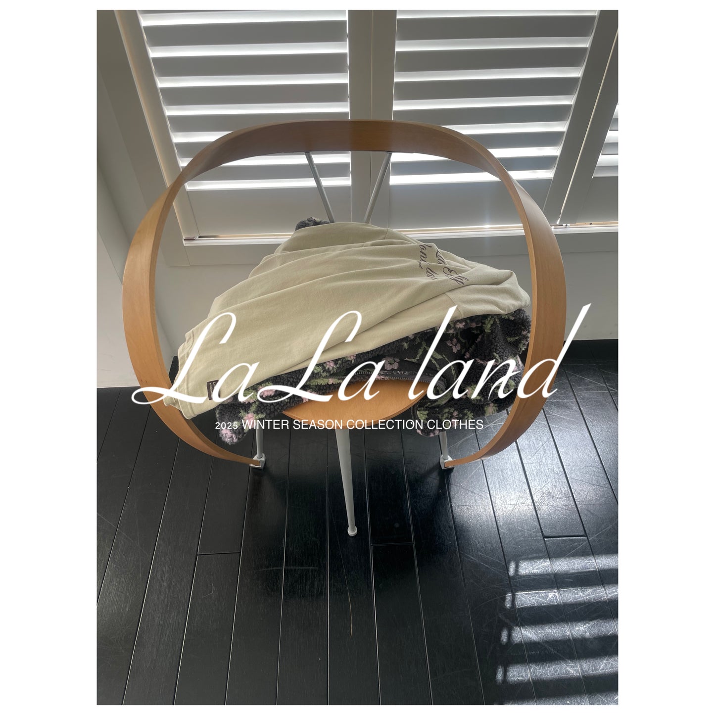 [PRE-ORDER] Lala Family T-Shirts (Mom Couple)